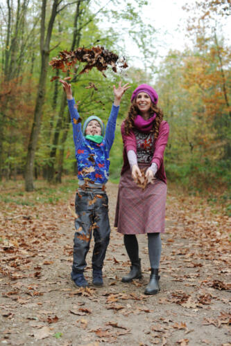 Fotoshooting Hardter Wald Herbst Mode für Frau und Kind